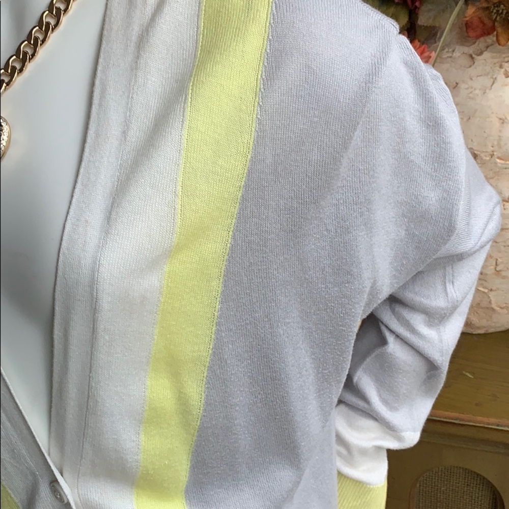 Sweater - Picture 6 of 10